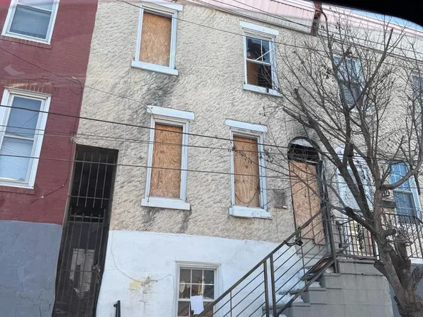 2710 C St, Philadelphia, PA 19134