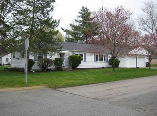 1100 Naomi St, Auburn, IN 46706