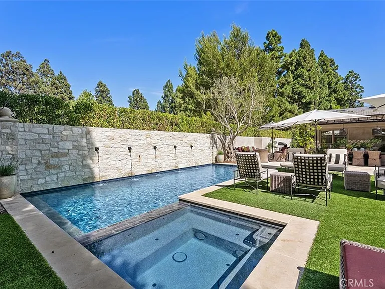 4 Winged Foot Ln — Photo 23