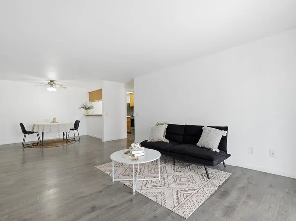 4318 Melody Ln APT 104, Madison, WI 53704