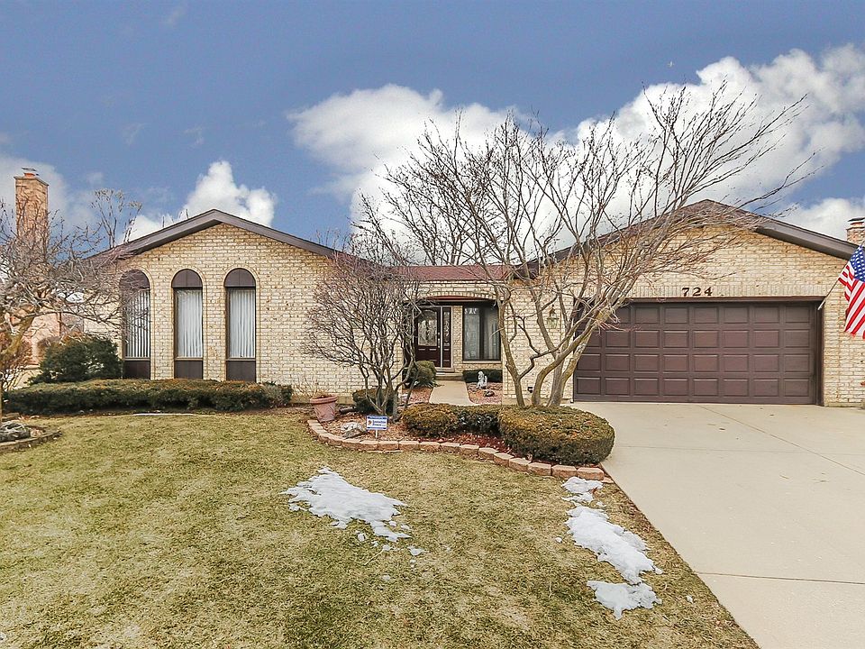 1st image of 724 Sandpebble Dr