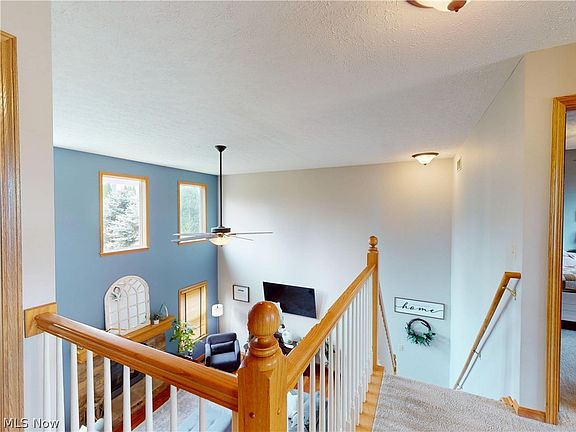 3rd image of 2450 Fairchild Cir NW