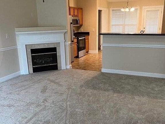 2nd image of 2305 Saddleback Dr #B