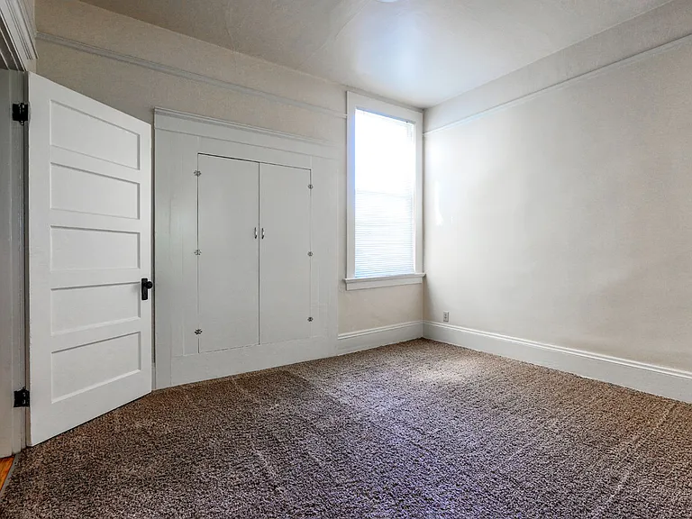 819 NW 23rd Ave — Photo 126