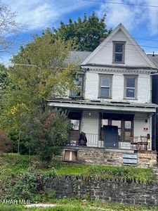 1221 N 4th Ave, Altoona, PA, 16601
