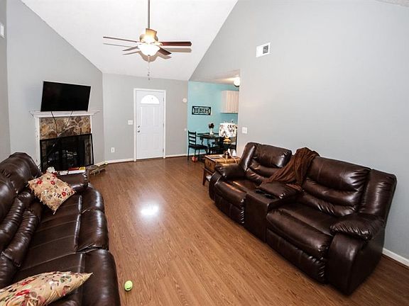 5th image of 12 Taylor Dr