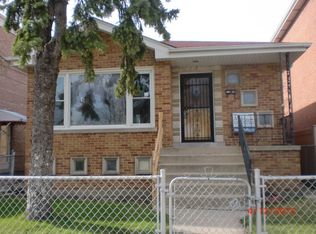 7221 W 57th St, Summit, IL 60501