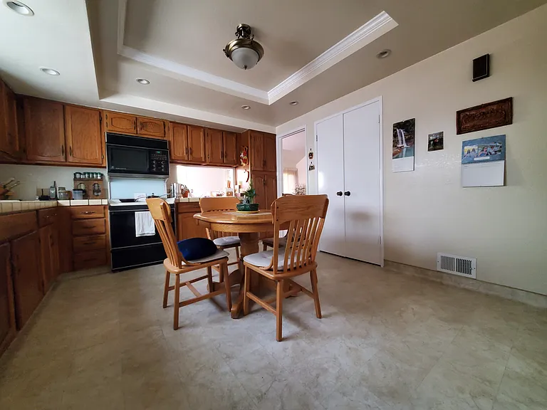 1141 Longshore Dr — Photo 13