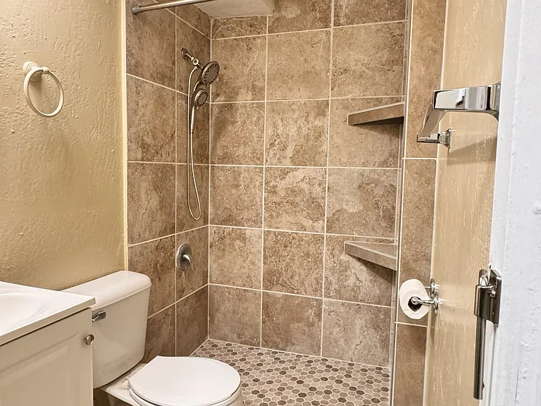 3676 Lower Honoapiilani Rd #C301 — Photo 7