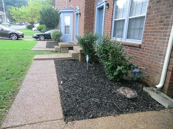 2nd image of 1004 Hammack Ct