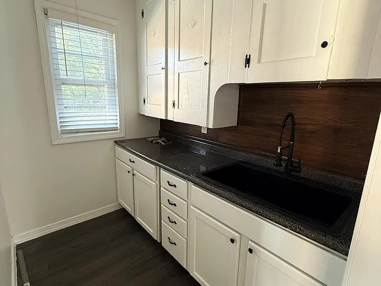 16 Branch Ave #2 — Photo 2