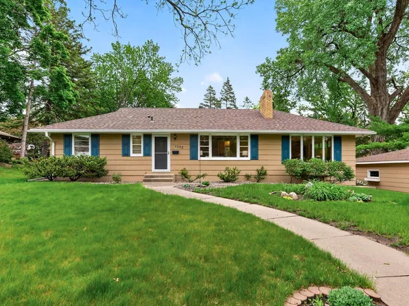 1332 Orkla Dr, Golden Valley, MN 55427