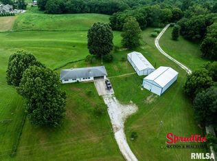 12184 Clark Ln, Arenzville, IL 62611