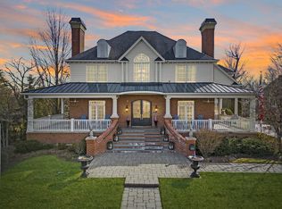 197 Wrenwood Cir, Elgin, IL 60124