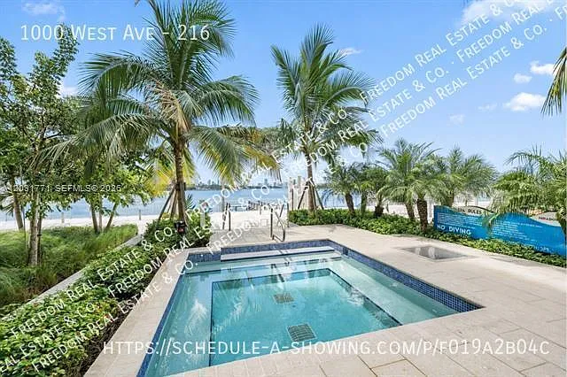 1000 West Ave #216 — Photo 2