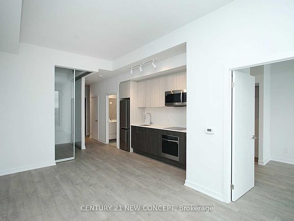 2nd image of 1928 Lake Shore Blvd W #Penthouse 03