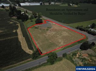 11484 Hazelgreen Rd NE, Silverton, OR 97381