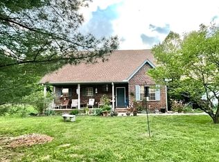 2717 Village Dr, Thompsons Station, TN 37179