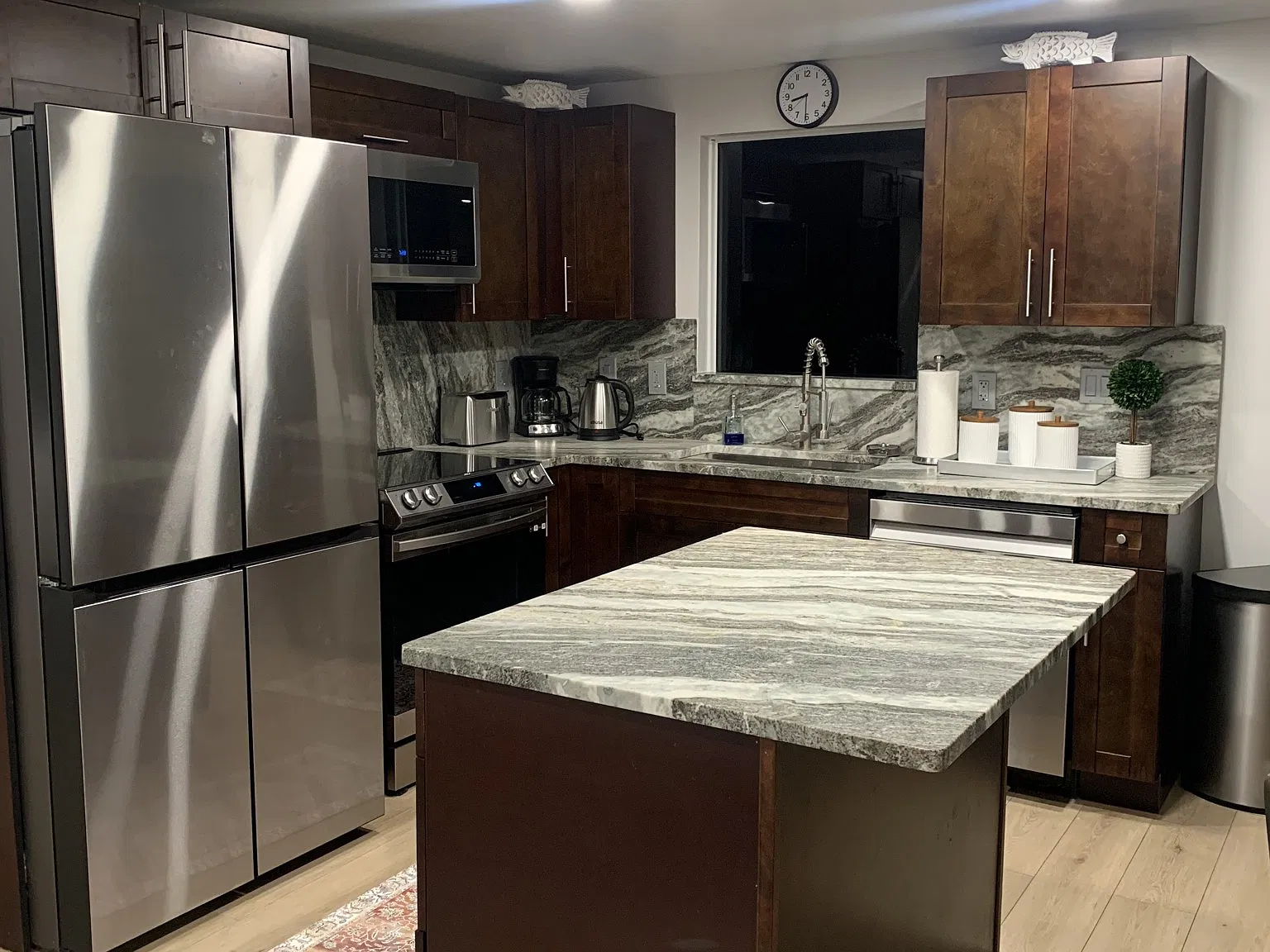 2 bed, 2.5 bath, 854 sqft, $2,150 — Photo 2