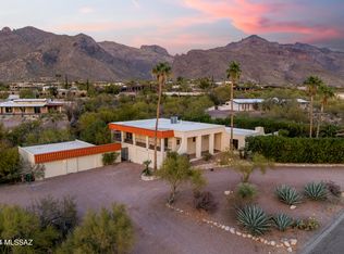 1435 E Indian Wells Rd, Tucson, AZ 85718