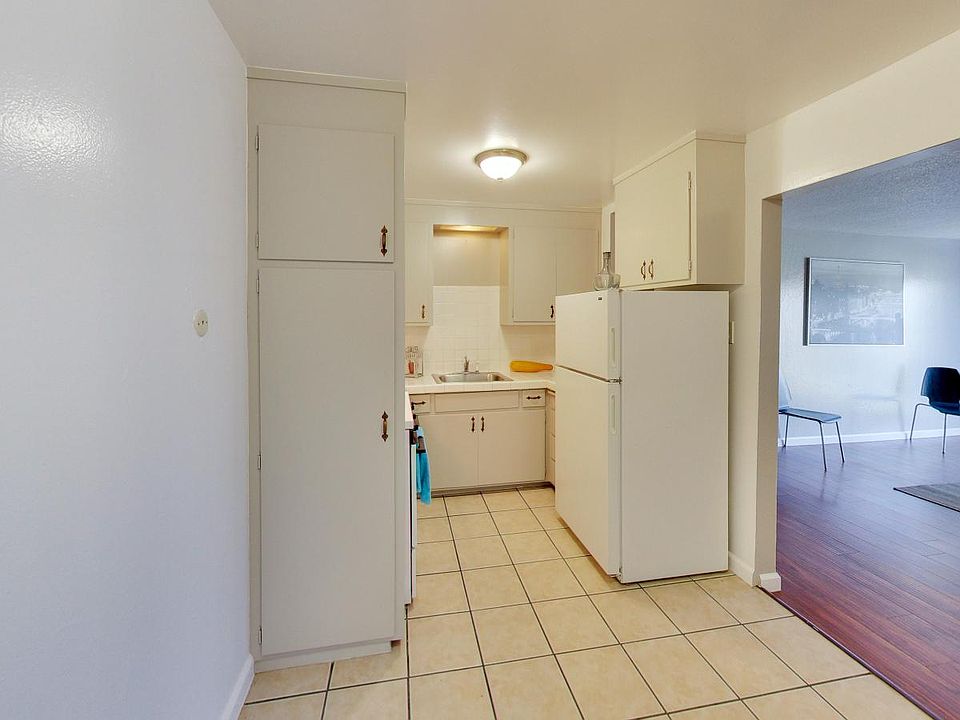 2nd image of 1627 High St APT 107