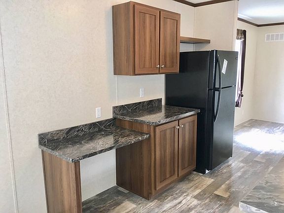 4th image of 10006 Flora Rd