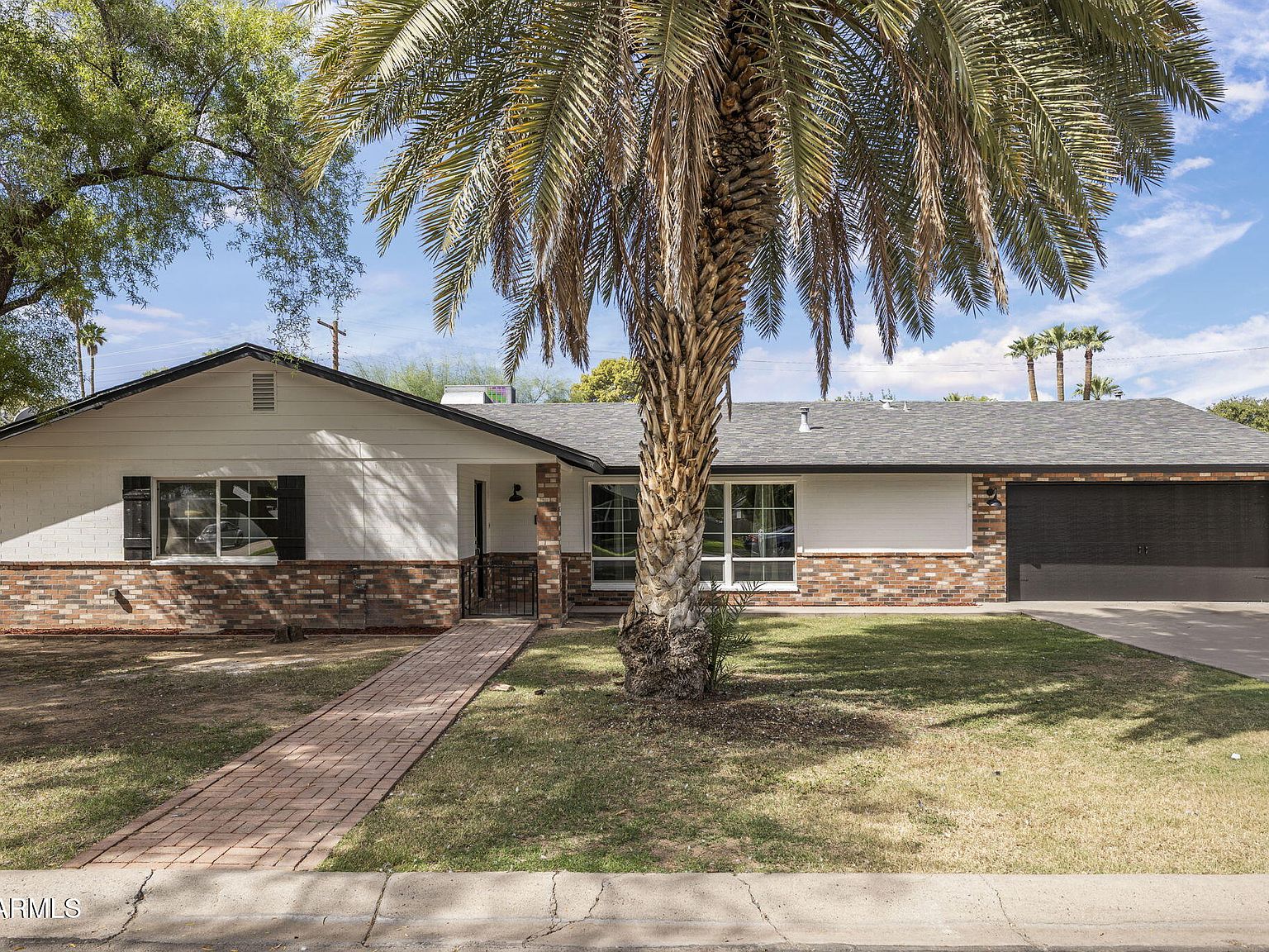 ドールハウス 6112 N 11th Ave, Phoenix, AZ 85013 | Zillow