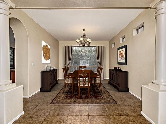 3rd image of 2807 W Cottonwood Ln