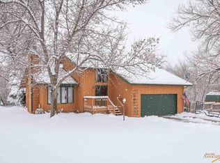 3011 Country Club Ct, Rapid City, SD 57702