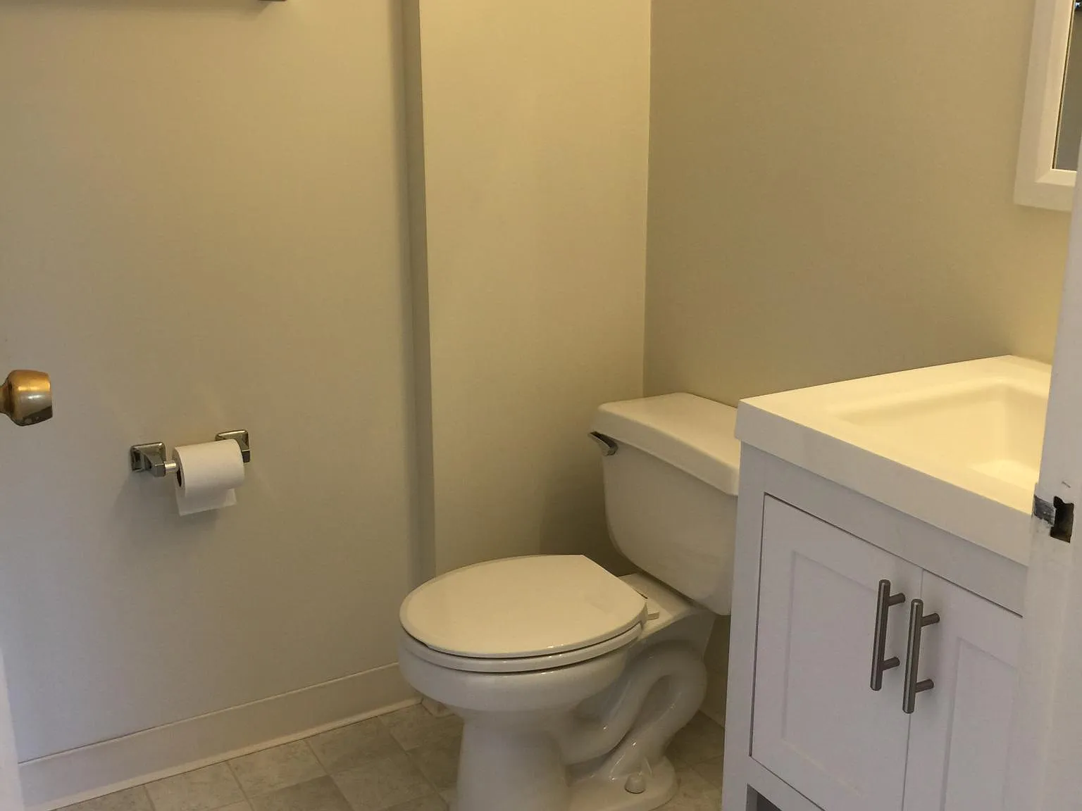 1563 Lincoln Ave — Photo 2