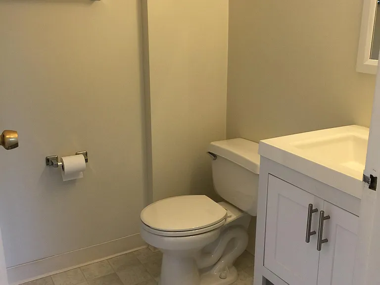 1563 Lincoln Ave #1 — Photo 2