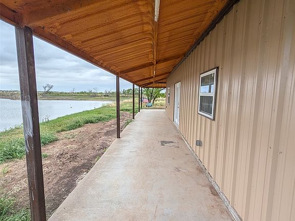 2nd image of 613A N Access Rd