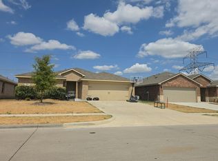 1761 Willow Creek Rd, Lancaster, TX 75146