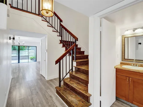 103 Heatherbrook Way #143, Hollywood, FL 33021