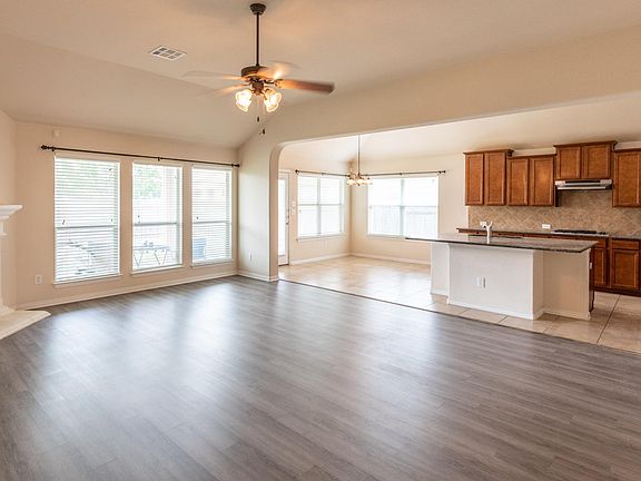 2nd image of 1031 Dyer Creek Pl