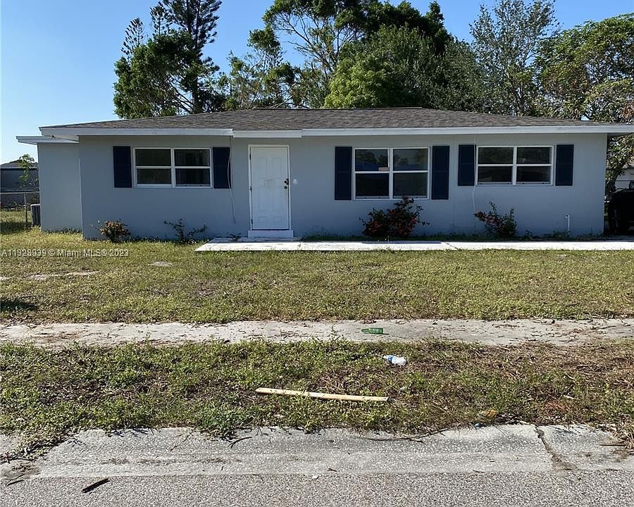 1st image of 1770 N Meador Ct