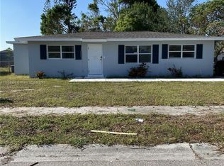 1770 N Meador Ct, Fort Myers, FL 33916