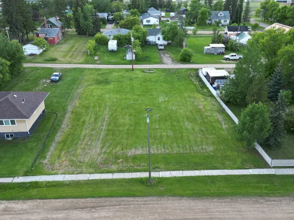 4718 52nd St, Mayerthorpe, AB T0E 1N0