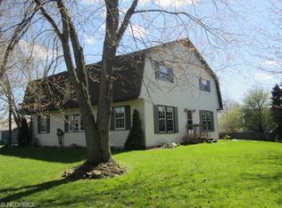 16037 McCall Rd, Garrettsville, OH 44231