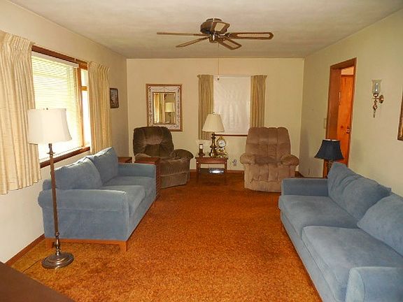 3rd image of 1224 Arthur Ave