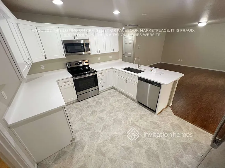 14688 Ravenwood Rd SE — Photo 8