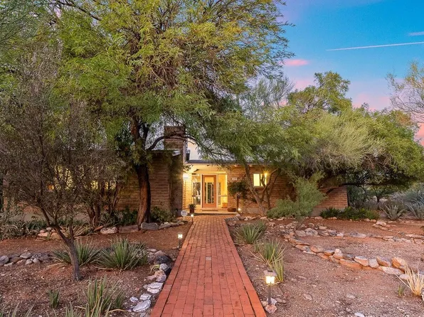 2215 E Camino El Ganado, Tucson, AZ 85718
