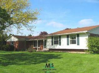 6863 Vernmoor Dr, Troy, MI 48098