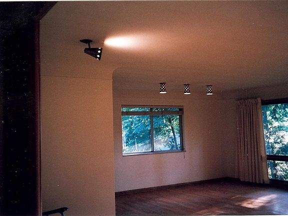 3rd image of 265 Parklake Ave #1