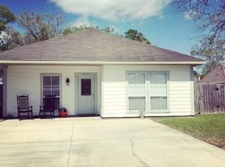 20337 Chuck St, Livingston, LA 70754