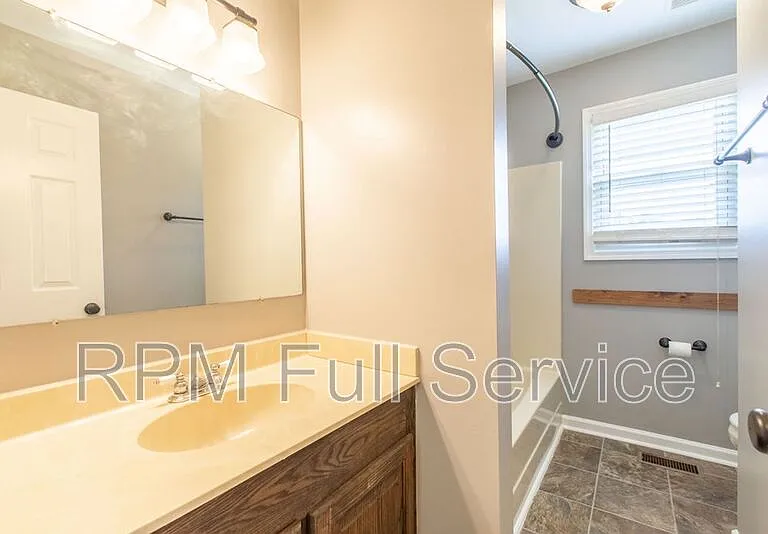 626 Fowler Ford Rd — Photo 4