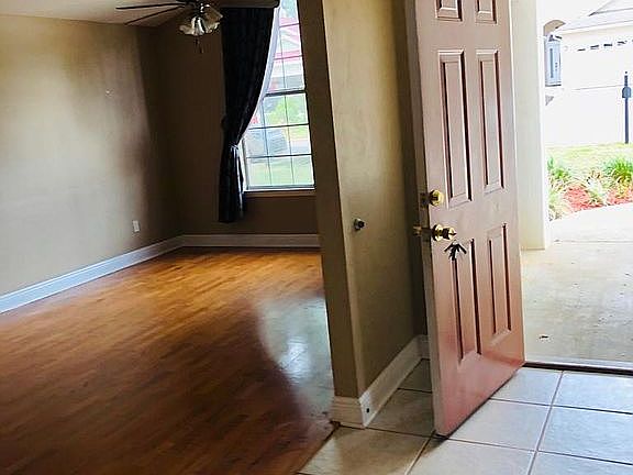 4th image of 3311 Dartmouth Dr