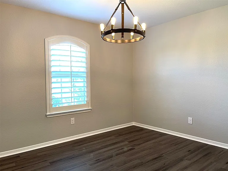 29127 Innes Park Pl — Photo 16