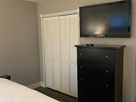 Main bedroom 1st floor