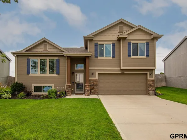 13809 S 42nd Ave, Bellevue, NE 68123